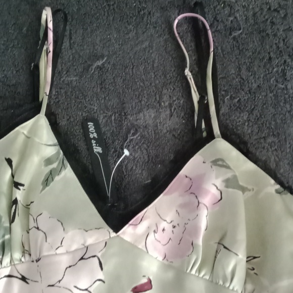 🧘 Dressy tank top - Picture 2 of 4